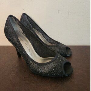 Adrianna Papell Boutique Open Toe Black heels in size 6